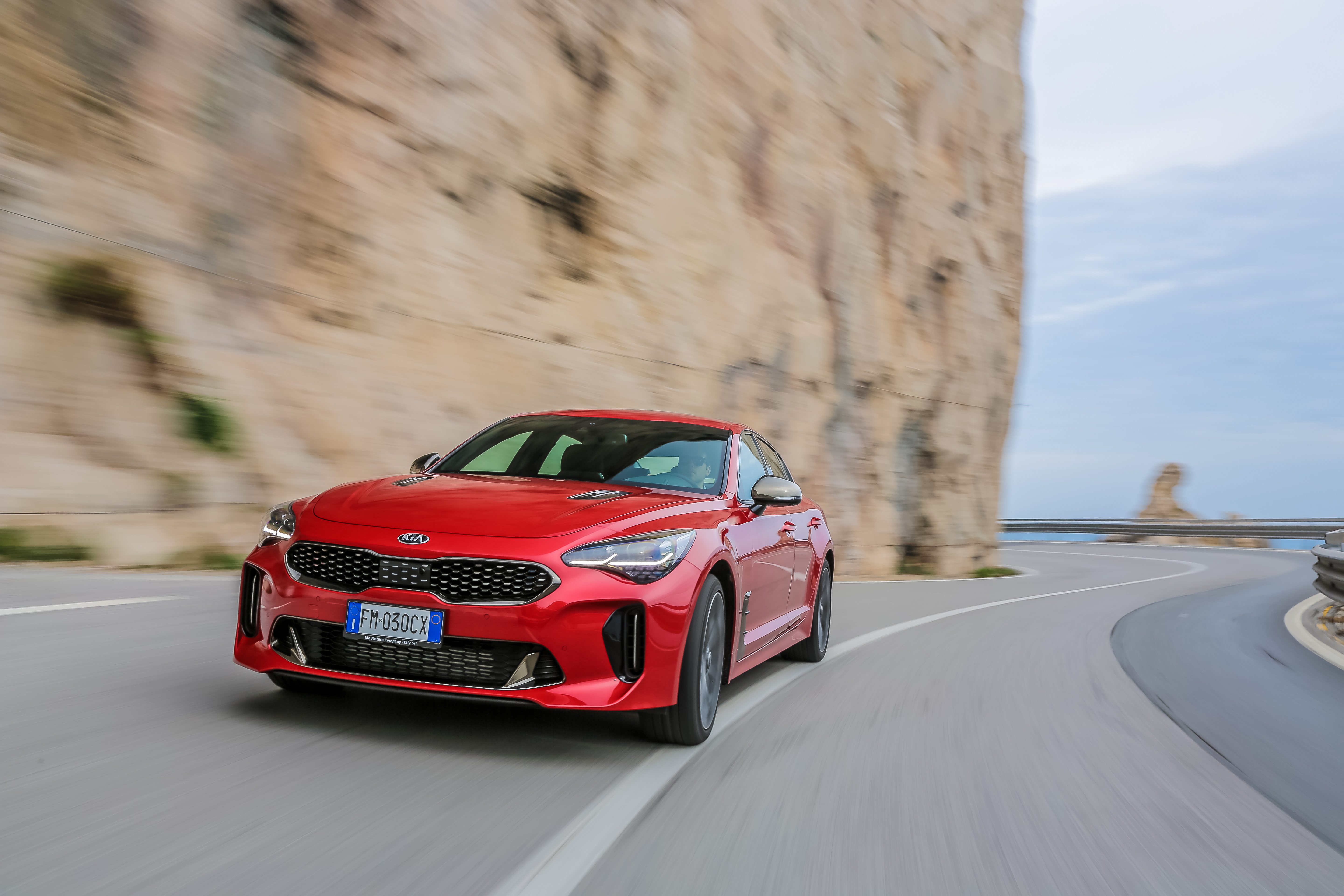 Kia Stinger 2011